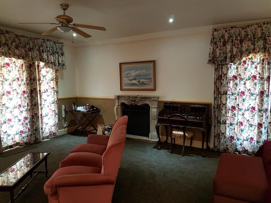 Sherwood'S Country House ツァニーン エクステリア 写真